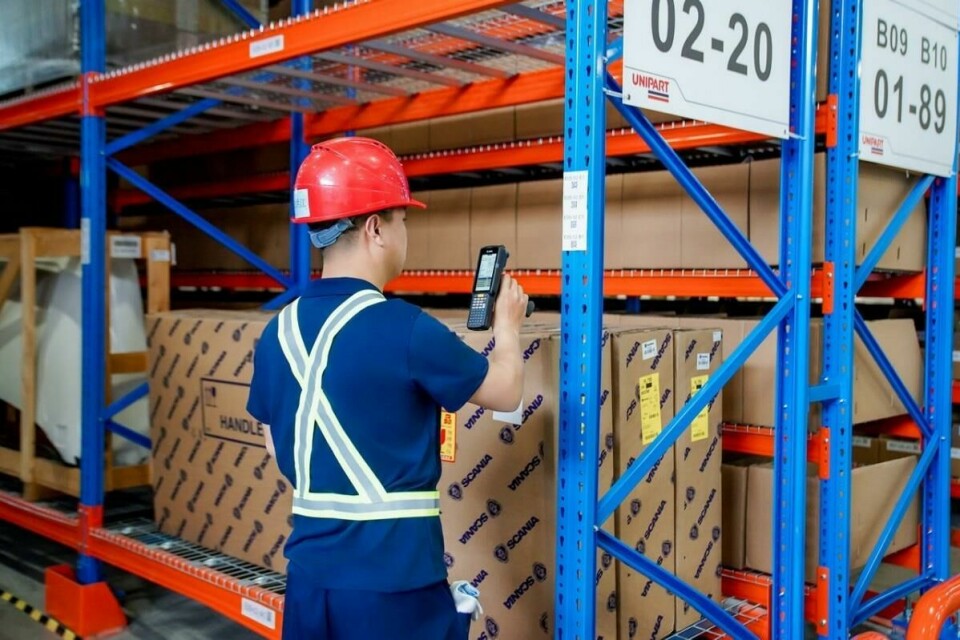 Optimised packaging enables better tracking of parts across the aftermarket supply chain Scania Parts Center China
